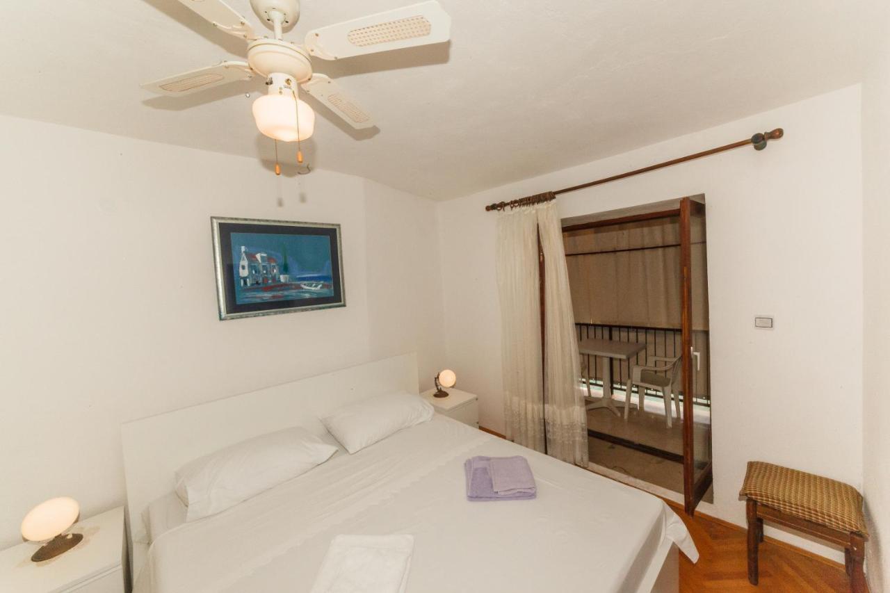 Apartments Fedrigo Sutivan Bagian luar foto